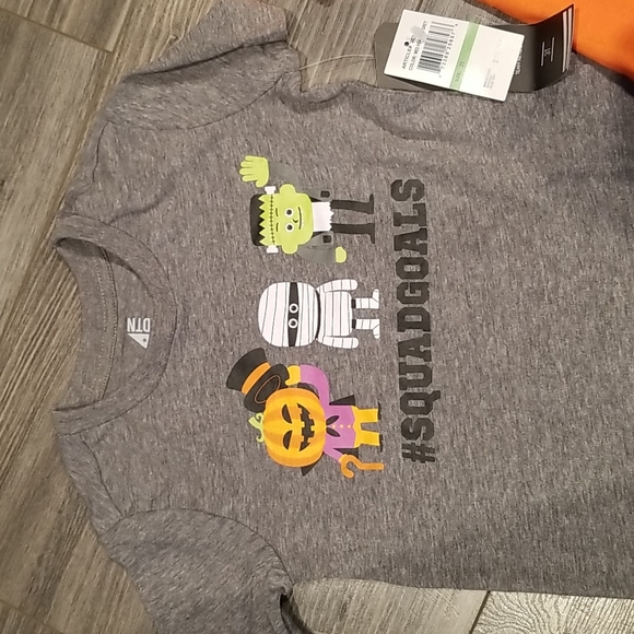 (2) 3T boys Halloween tshirts NWT - Picture 2 of 7